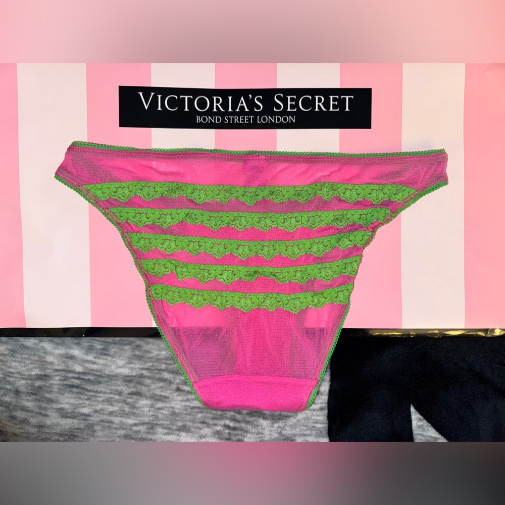 VS PINK VINTAGE 2006 BIKINI PANTY PANTIES GREEN & PINK LACE RUFFLES BOW NWOT SM